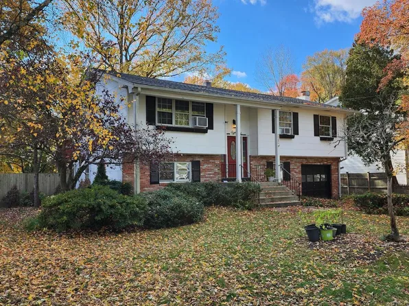 787 Estates Blvd, Hamilton, NJ 08619