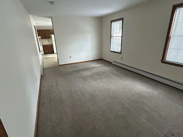 227 Wood St #B — Photo 8