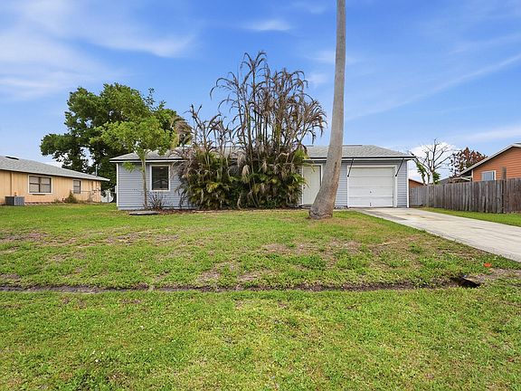 2nd image of 1809 SW Morelia Lane