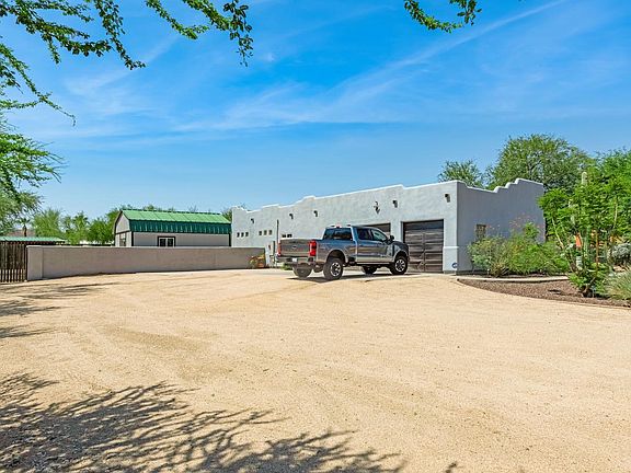 4th image of 35522 N 11TH Avenue