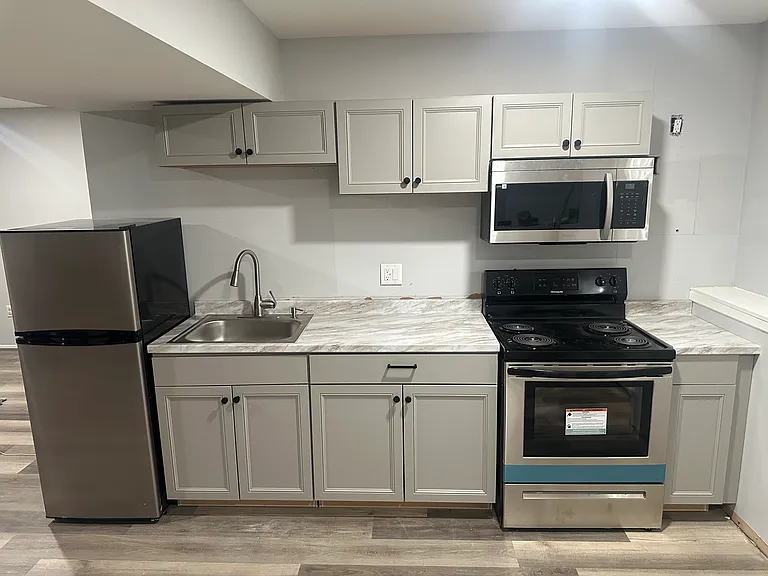 15800 Atomic Ln — Photo 5