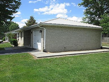 2nd image of 216 Maher Dr