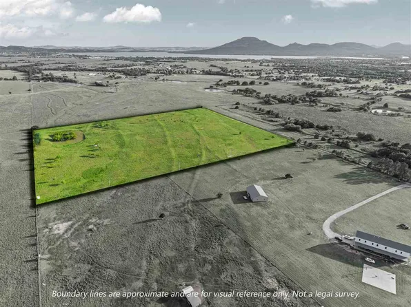 5665 NW Wolf Rd, Lawton, OK 73507