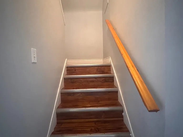 53 Shadyside Ave #MAIN 2ND — Photo 13