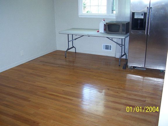 4th image of 3421 Richland Ave W