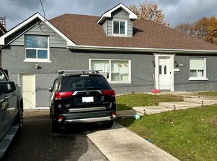 585 Byngmount Ave, Mississauga, ON L5G1R2