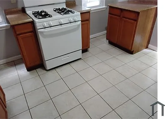3936 Edmondson Ave — Photo 7