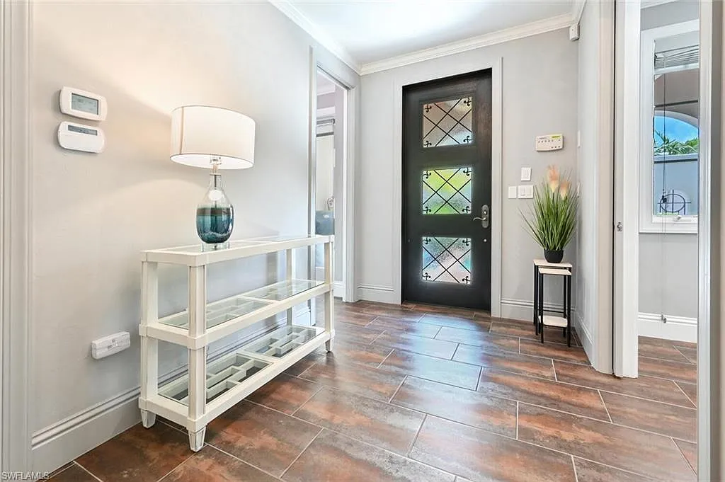 3 bed, 3220 sqft, $35,000 — Photo 2