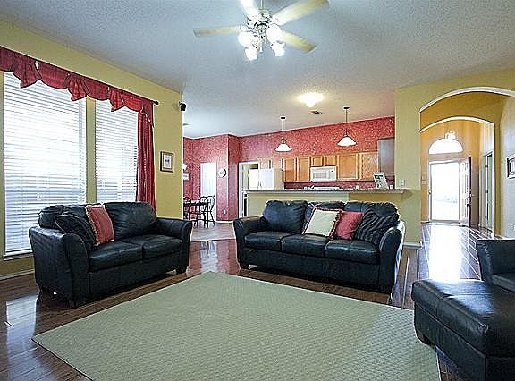 4th image of 3213 Brewton Dr