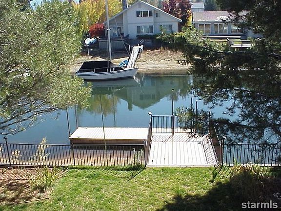 3rd image of 2196 Catalina Dr