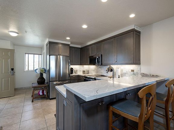 4th image of 527 Seascape Resort Dr