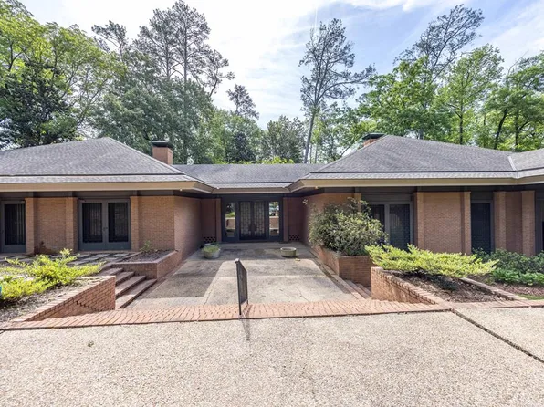 2718 Averett Dr, Columbus, GA 31906