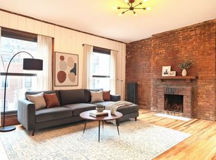 354 W 30th St #3, New York, NY 10001
