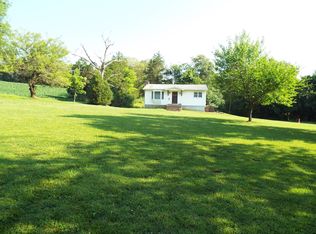 12 Cedar Grove Rd, Simpson, IL 62985