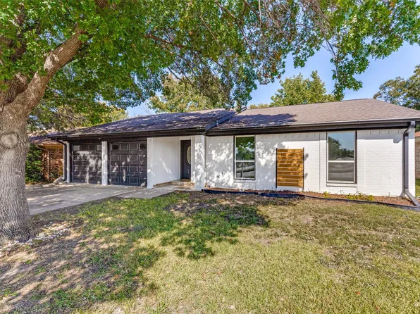 6617 Starnes Rd, Watauga, TX 76148