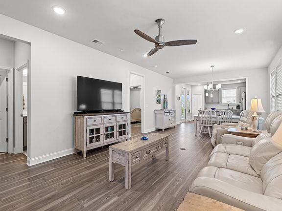 2nd image of 1346 Littleleaf Loop