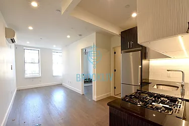 Rented by Tapiro Realty