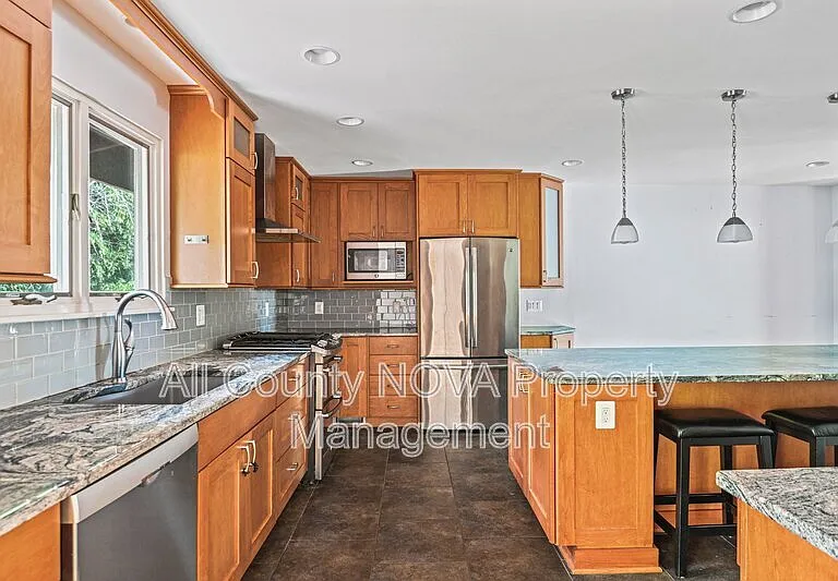 8108 Timber Valley Ct — Photo 20