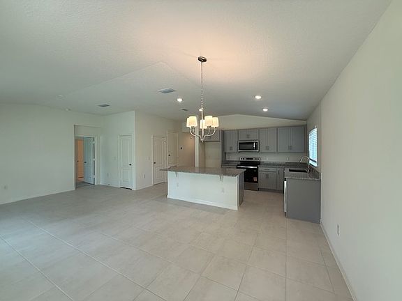 5th image of 3301 Sanctuary Dr