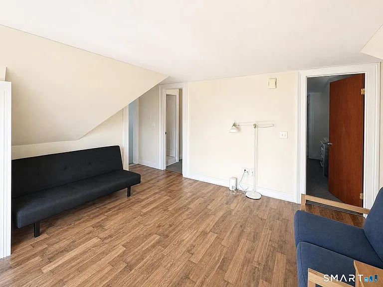 26 Compton St #2 — Photo 28