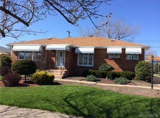 100 Nadine Dr, Cheektowaga, NY 14225