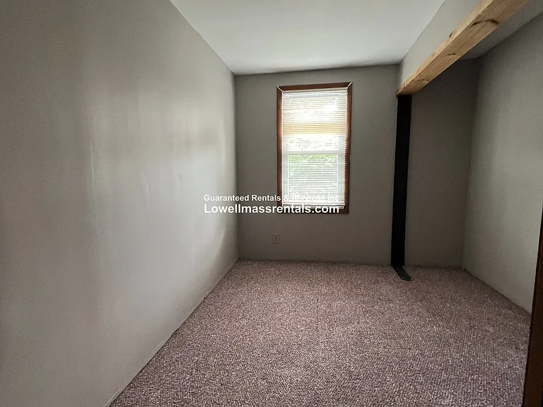 141 Alma St — Photo 11