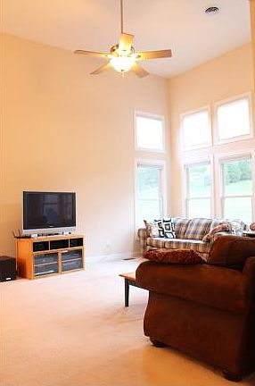 5th image of 1366 Glen Abbey Way