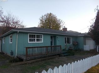 620 Irving Dr, Myrtle Creek, OR 97457