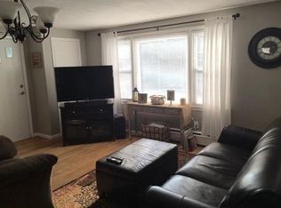 6 Metzger Pl, Springfield, MA 01104