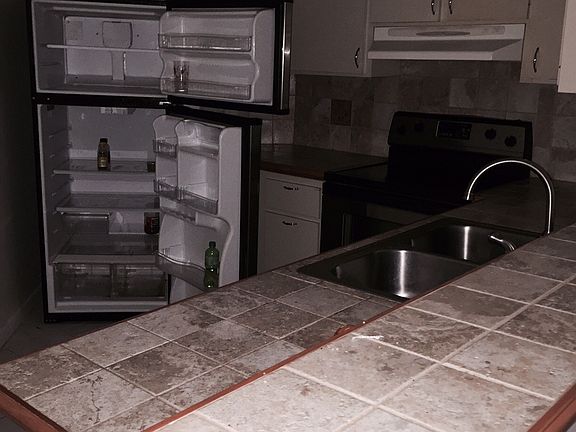5th image of 9407 Fontainebleau Blvd APT 110