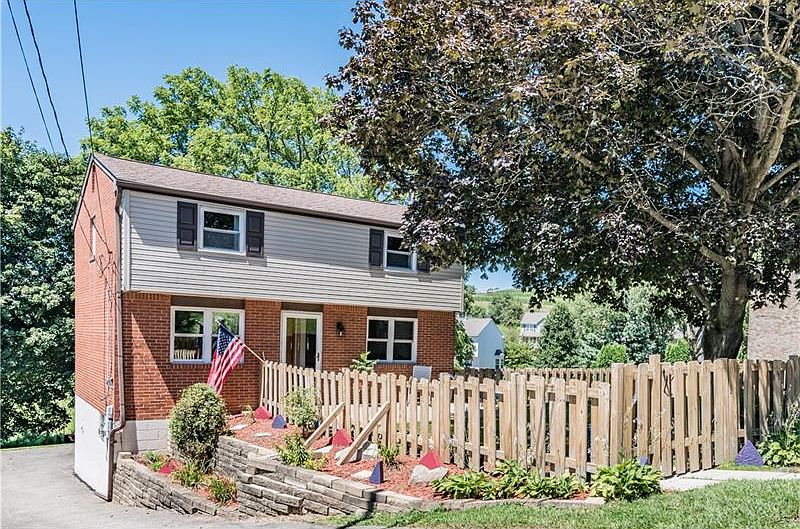 1st image of 11560 Dennis Cir