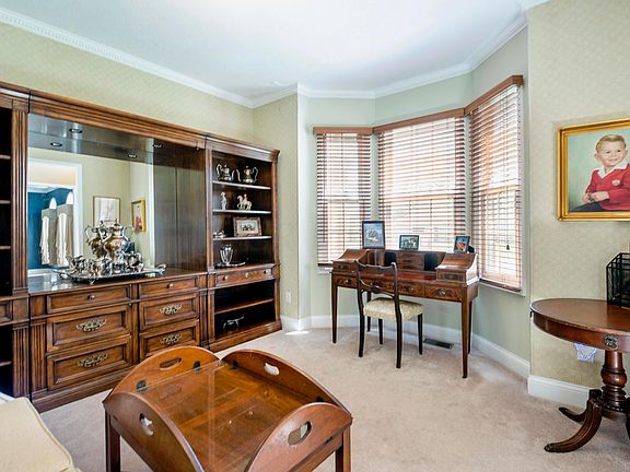 3rd image of 13831 Sunladen Dr NW