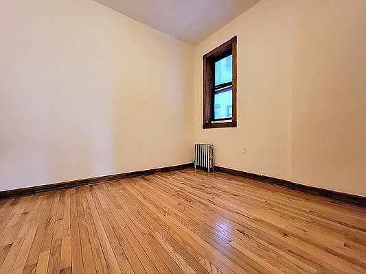 5th image of 449 E 78th St APT 2D