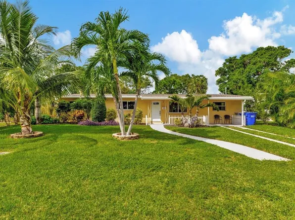 925 NE 25th Ave, Pompano Beach, FL 33062