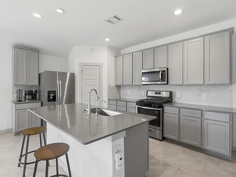 19039 Drayton Village Trce — Photo 13