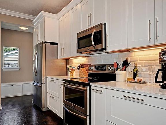 5th image of 3606 W Cass St