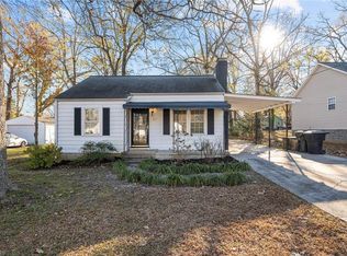 2220 May Dr, Burlington, NC 27215