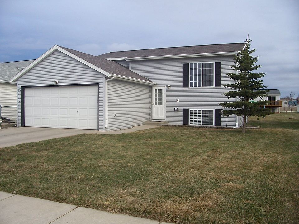 1st image of 75 Evergreen Cir