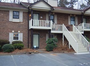 257 Olde Vineyard Ct, Winston Salem, NC 27104