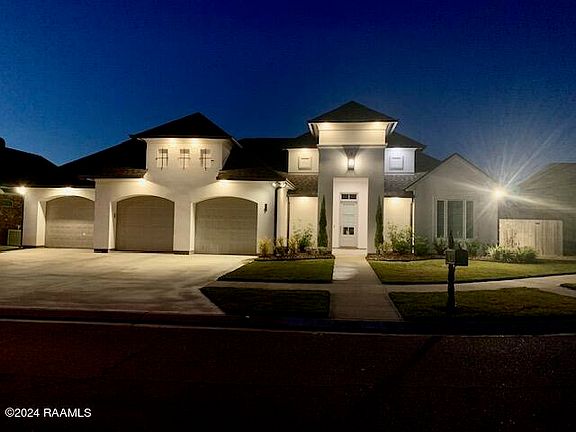 2nd image of 203 Long Oak Ln
