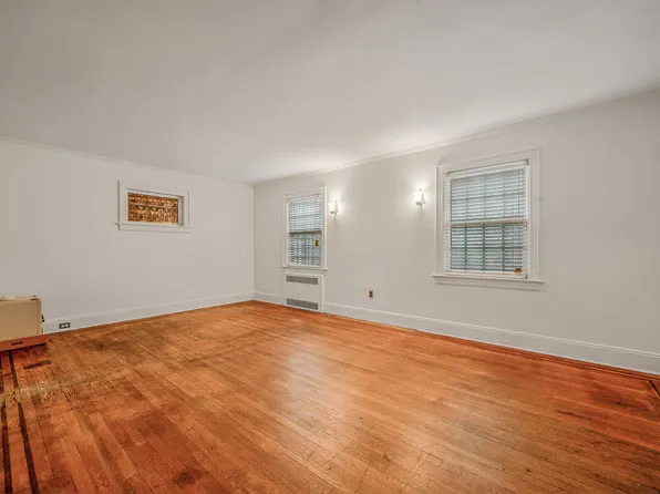 60-14 60th Avenue image 10 of 26