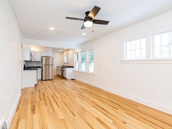4th image of 710 S 30th St