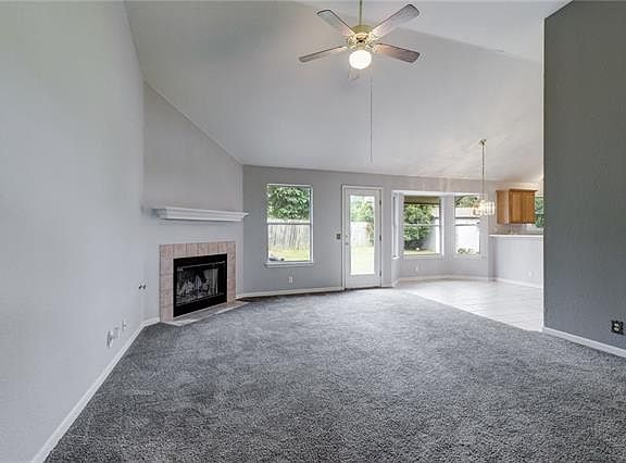 3rd image of 530 Meadowside Dr
