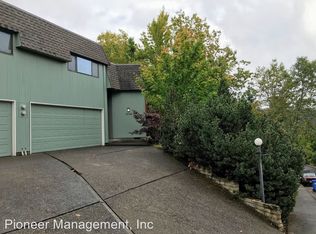 3735 University St, Eugene, OR 97405