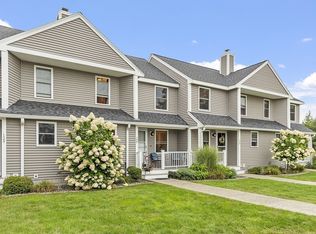 127 Bayberry Hill Ln UNIT 127, Leominster, MA 01453