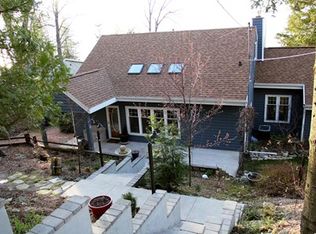 5197 Edgewater Beach Rd, Green Bay, WI 54311