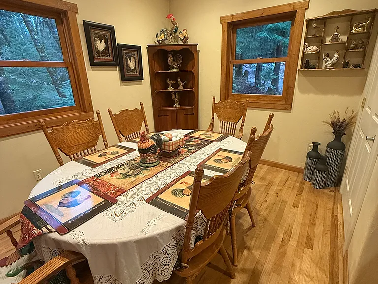 3330 Castle Lake Rd — Photo 10