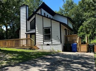 534 Coronation Dr, Fayetteville, NC 28311