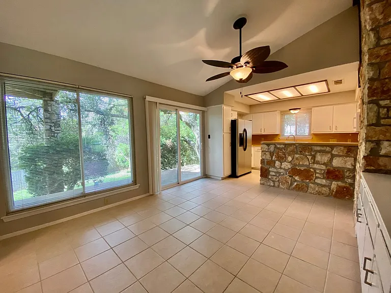 7219 Scenic Brook Dr — Photo 11