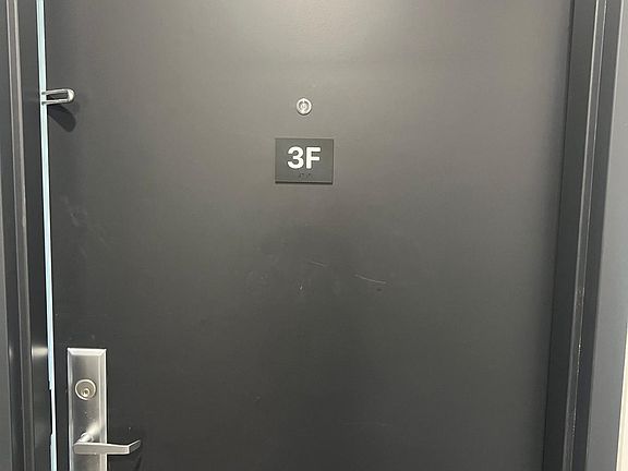 3rd image of 1143 Hoe Ave #3F